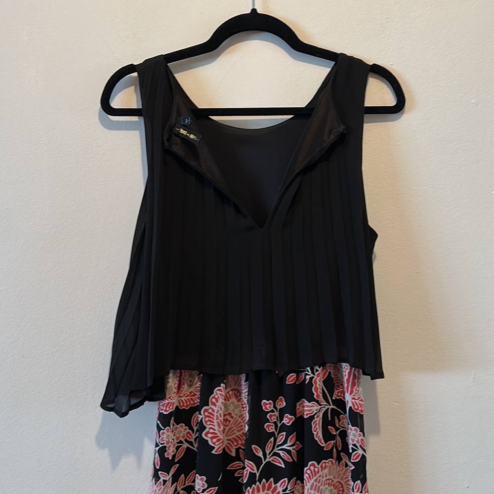 Maxi Dress - Picture 5 of 6